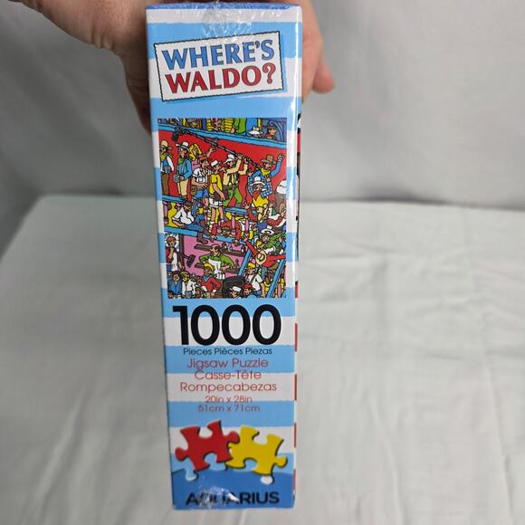 Where's Waldo Wild West Cowboy 1000 Piece Jigsaw Puzzle 20" x28" New Sealed - Picture 4 of 5